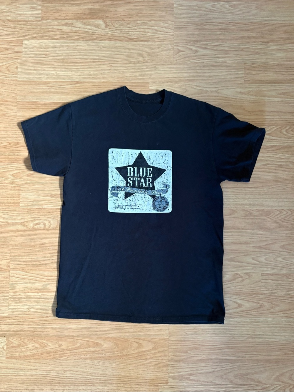 Vintage Y2K Blue Star Beer Graphic T-Shirt Size M